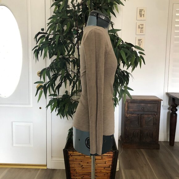 Theory Ruched Top Size S - Picture 2 of 8